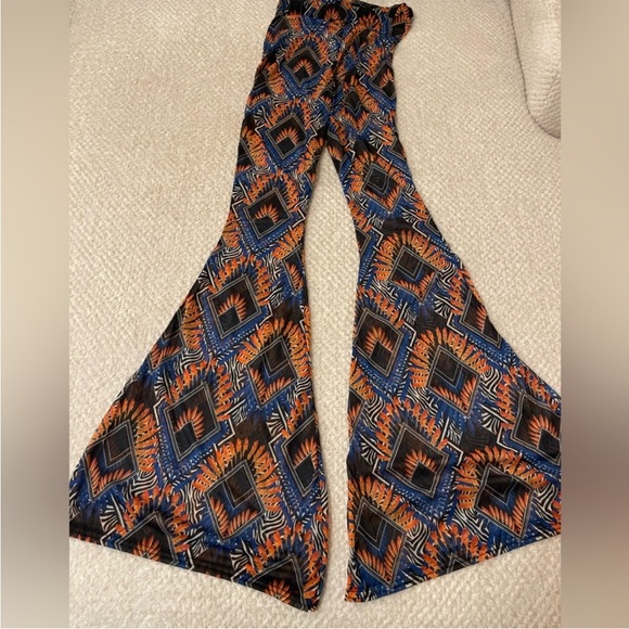 Pretty little thing matching 3 piece tribal swim pants set - Picture 3 of 5